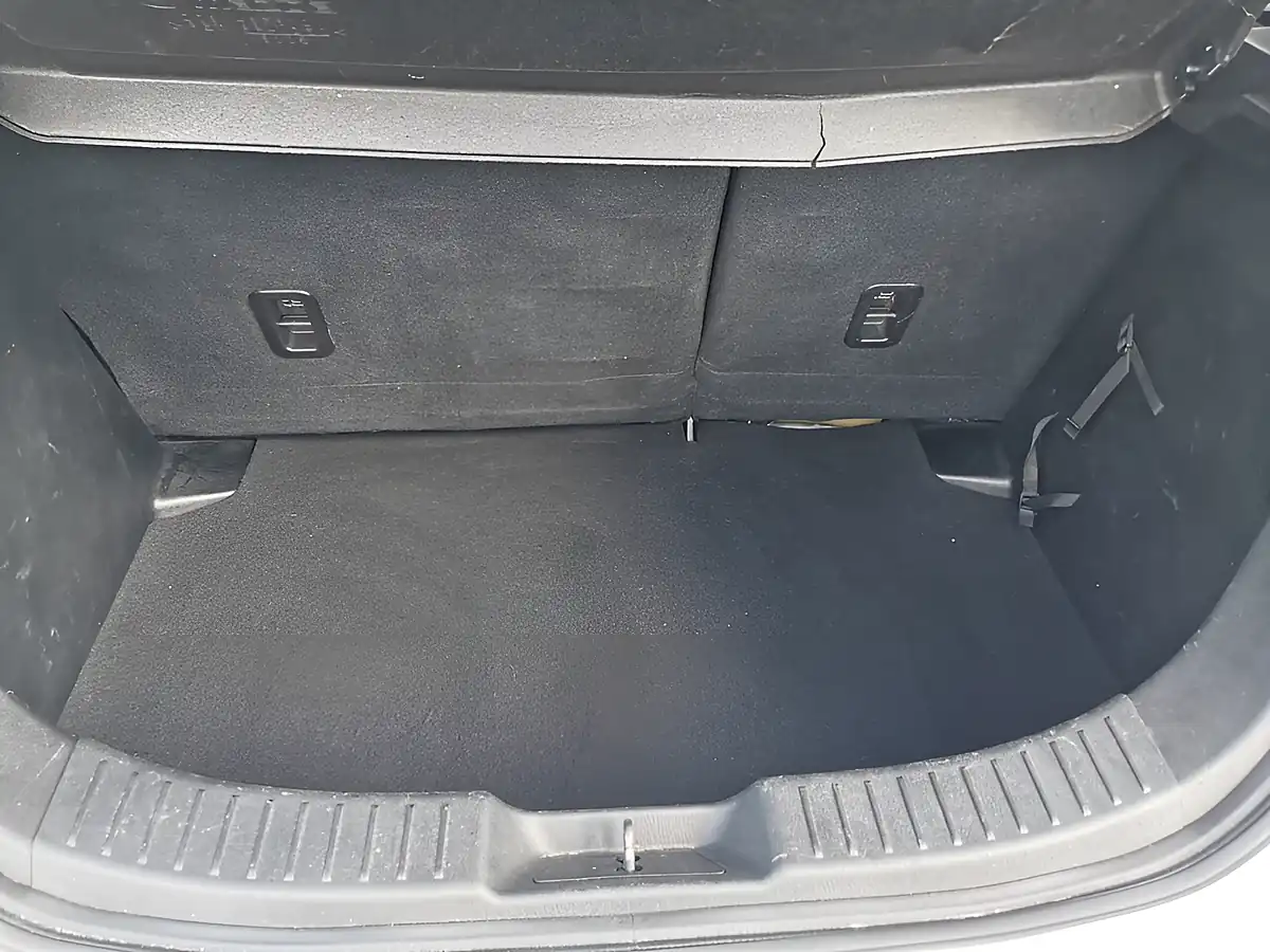 Used 2020 Mazda Mazda2 Se-L Nav White - Interior and Exterior details 12