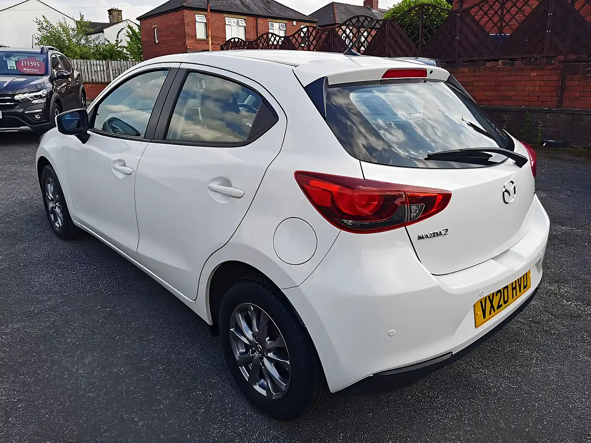 Used 2020 Mazda Mazda2 Se-L Nav White - Interior and Exterior details 4