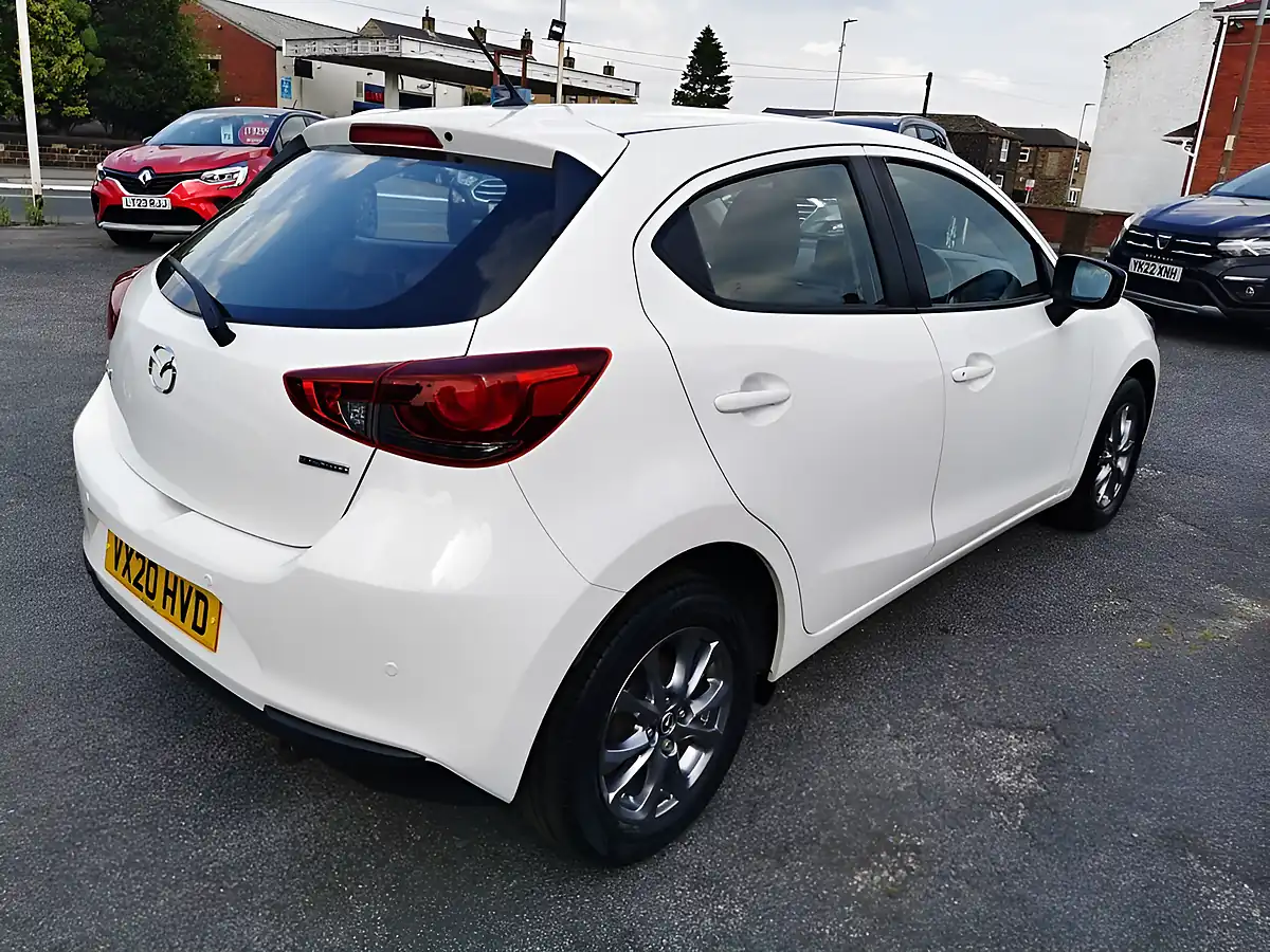 Used 2020 Mazda Mazda2 Se-L Nav White - Interior and Exterior details 6