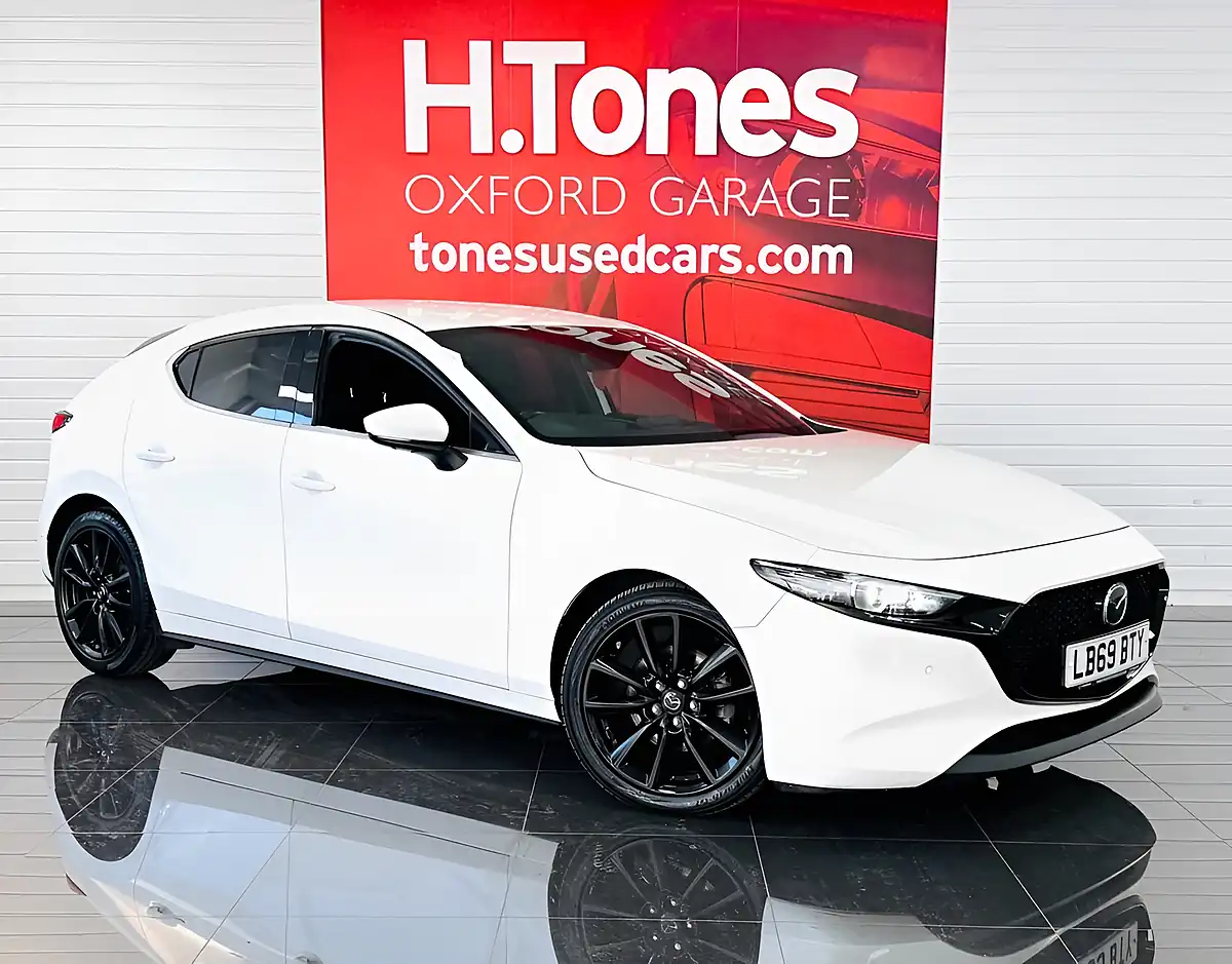 Used 2020 Mazda Mazda3 GT Sport Tech Arctic White - Front View