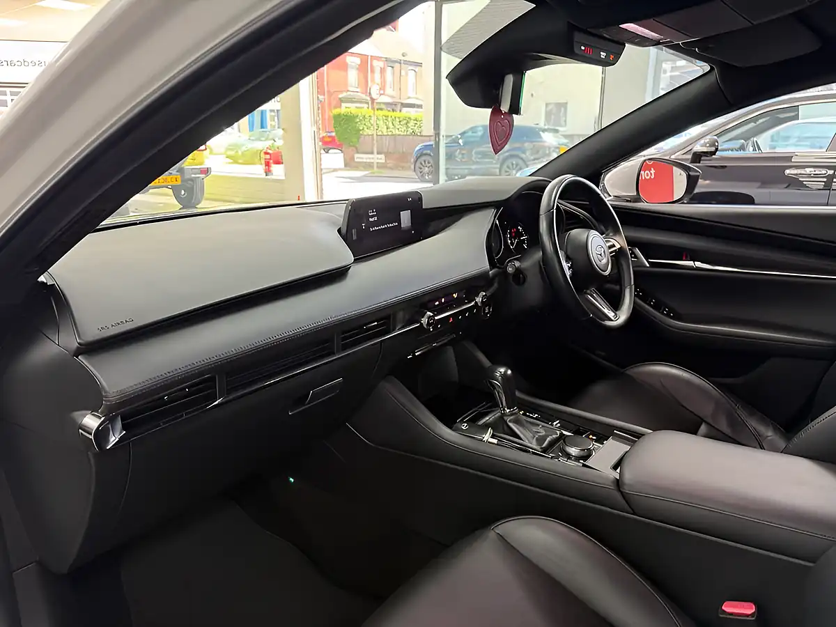 Used 2020 Mazda Mazda3 GT Sport Tech Arctic White - Interior and Exterior details 12