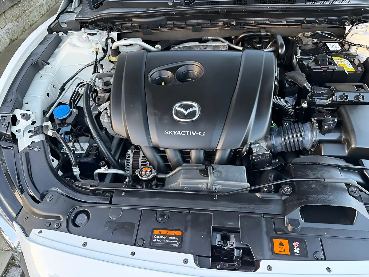 Used 2020 Mazda Mazda6 Se-L Nav+ Arctic White - Interior and Exterior details 20