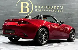 Used 2020 Mazda MX-5 Sport Tech Red - Interior and Exterior details 15