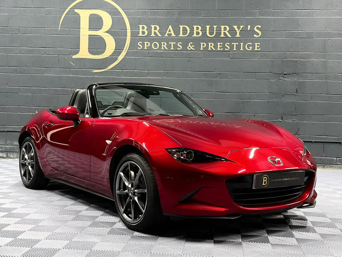 Used 2020 Mazda MX-5 Sport Tech Red - Interior and Exterior details 2