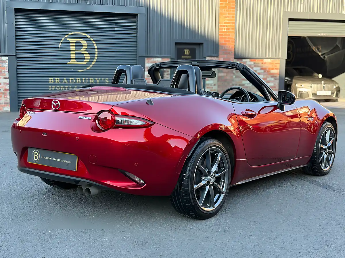 Used 2020 Mazda MX-5 Sport Tech Red - Interior and Exterior details 20