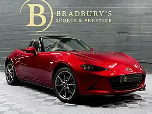Used 2020 Mazda MX-5 Sport Tech Red - Interior and Exterior details 3
