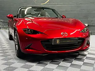Used 2020 Mazda MX-5 Sport Tech Red - Interior and Exterior details 7