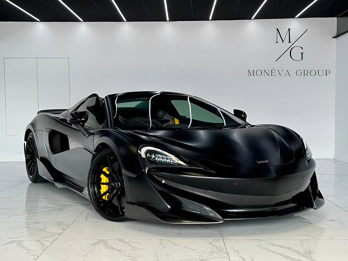 Used 2020 Mclaren 600LT Spider Black - Front View