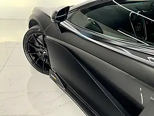 Used 2020 Mclaren 600LT Spider Black - Interior and Exterior details 15