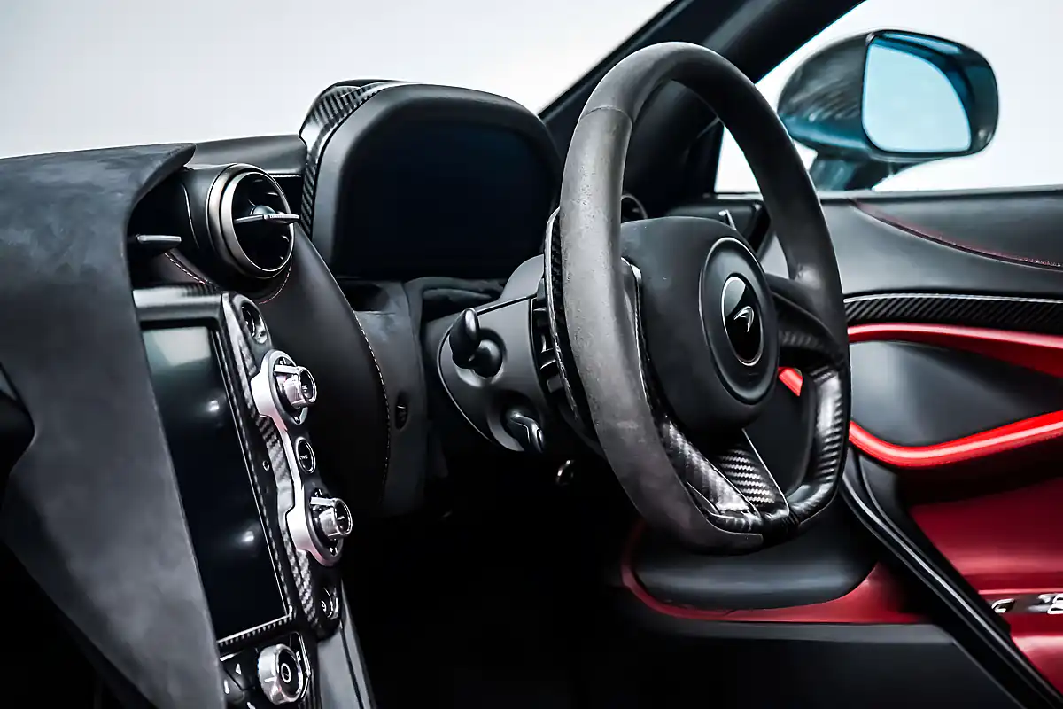 Used 2020 Mclaren 720s Coupe Murawai White - Interior and Exterior details 20