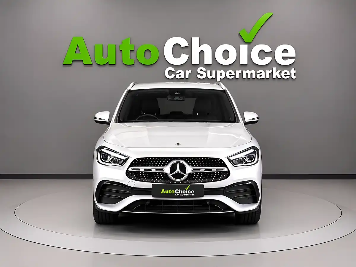 Used 2020 Mercedes-Benz 180 AMG Line Silver - Interior and Exterior details 2