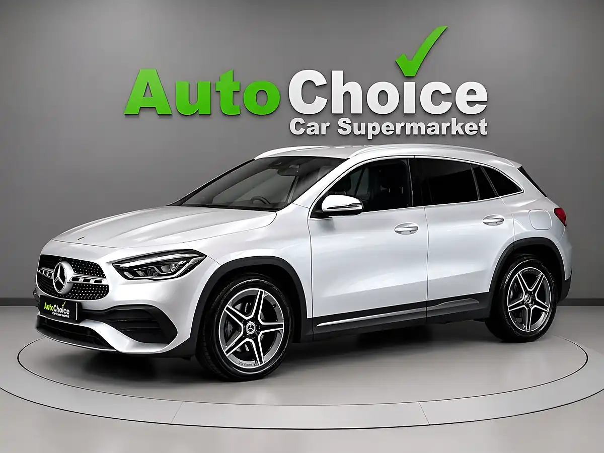 Used 2020 Mercedes-Benz 180 AMG Line Silver - Interior and Exterior details 3