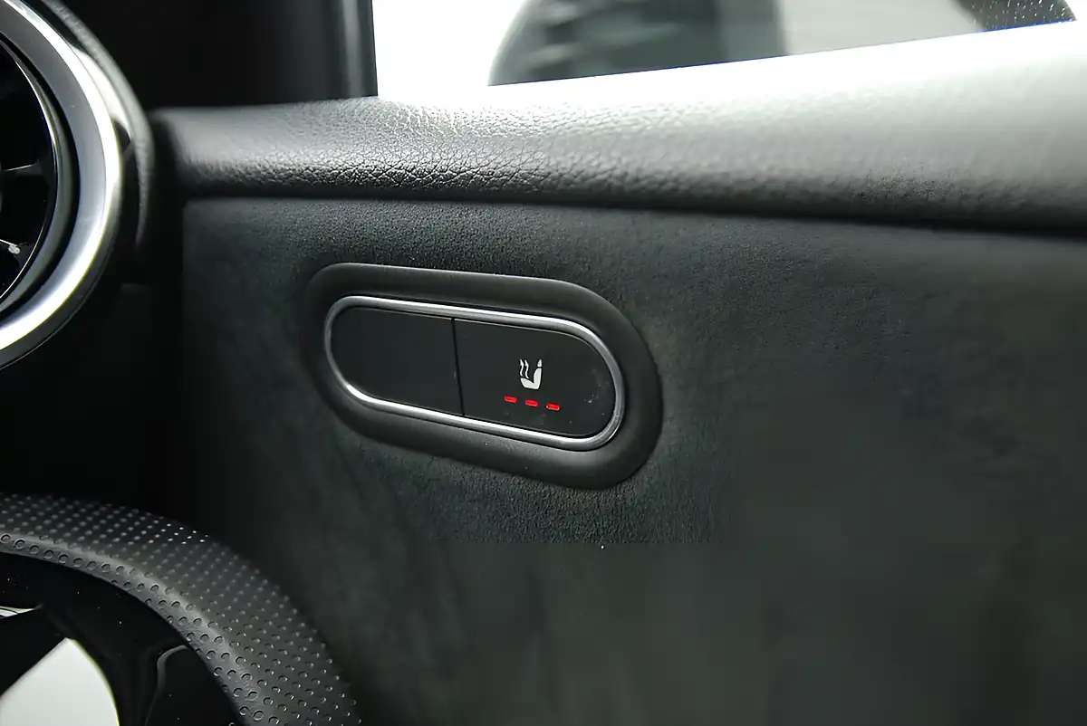 Used 2020 Mercedes-Benz a Class AMG Line Black - Interior and Exterior details 8