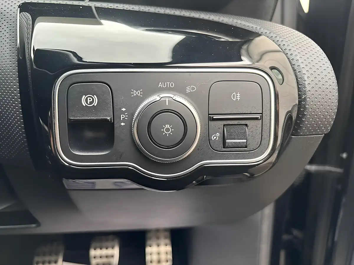 Used 2020 Mercedes-Benz a Class AMG Line (executive) Black - Interior and Exterior details 15