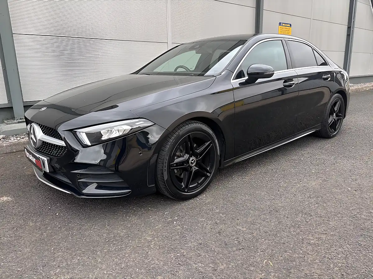 Used 2020 Mercedes-Benz a Class AMG Line (executive) Black - Interior and Exterior details 6
