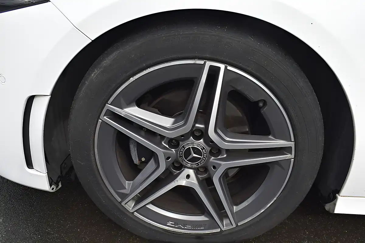 Used 2020 Mercedes-Benz a-Class AMG Line Executive Polar White - Interior and Exterior details 14