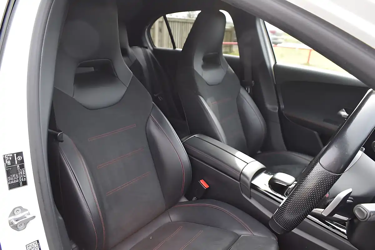 Used 2020 Mercedes-Benz a-Class AMG Line Executive Polar White - Interior and Exterior details 5