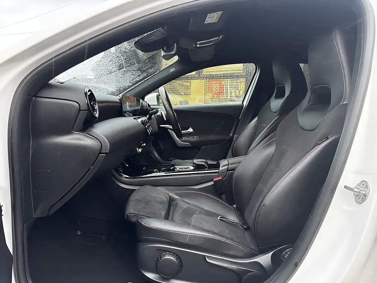 Used 2020 Mercedes-Benz a-Class AMG Line Executive White - Interior and Exterior details 18