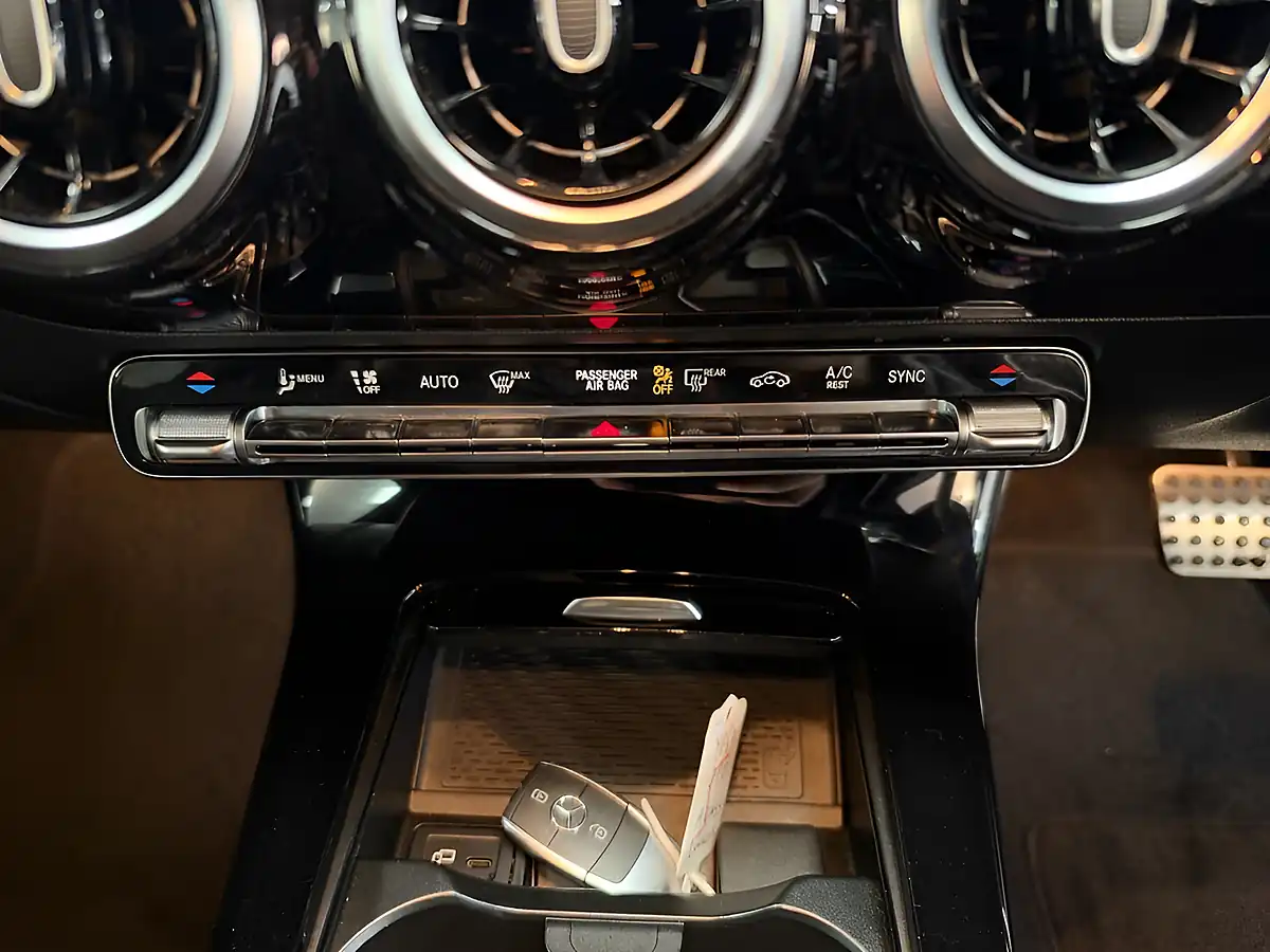 Used 2020 Mercedes-Benz a Class AMG Line Executive White - Interior and Exterior details 19