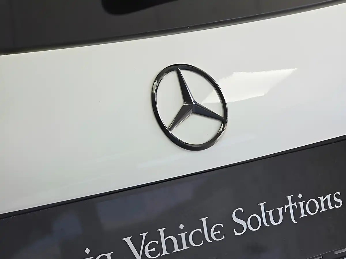 Used 2020 Mercedes-Benz a Class Premium Plus White - Interior and Exterior details 18