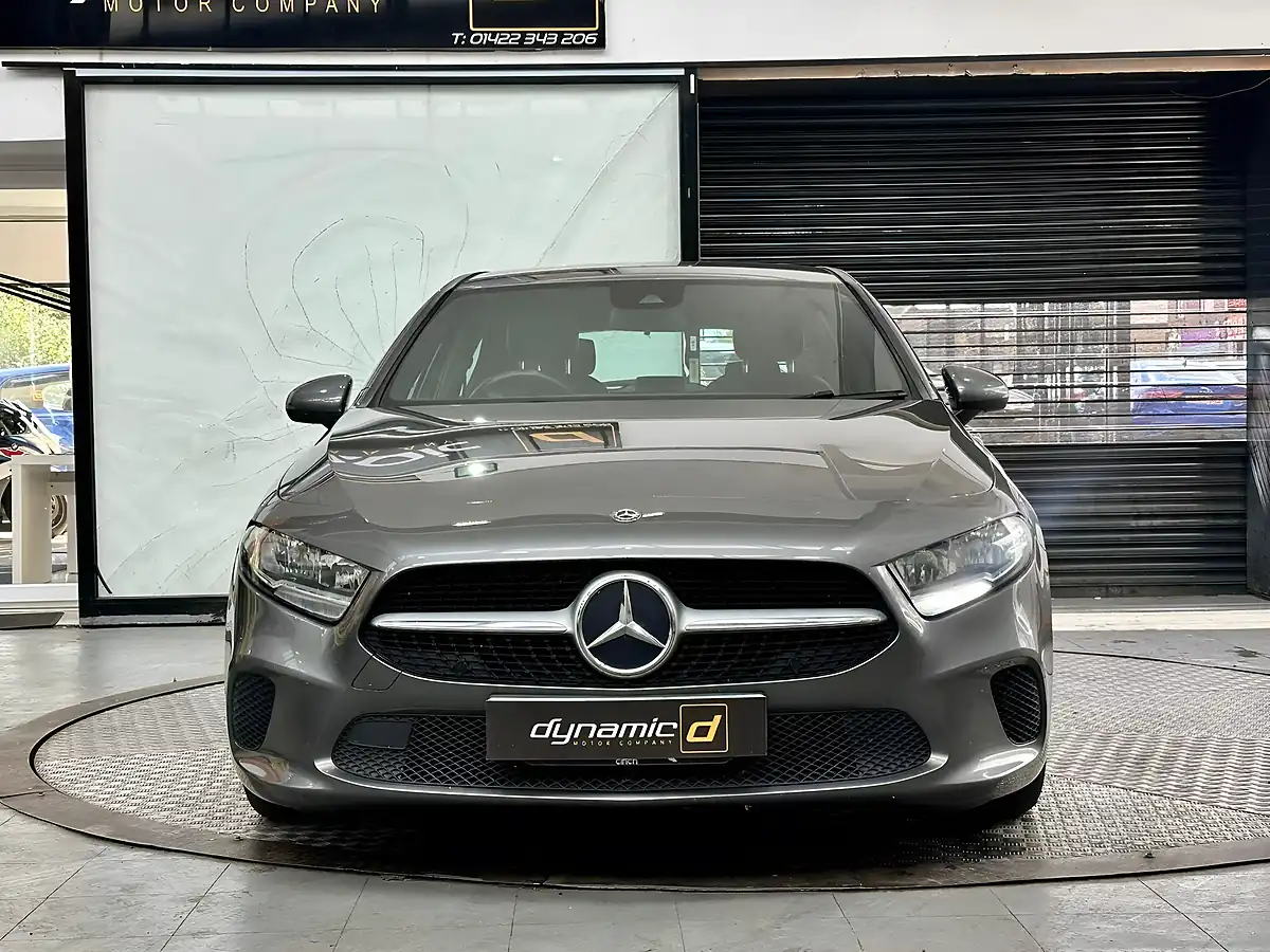 Used 2020 Mercedes-Benz a Class Se Grey - Interior and Exterior details 11