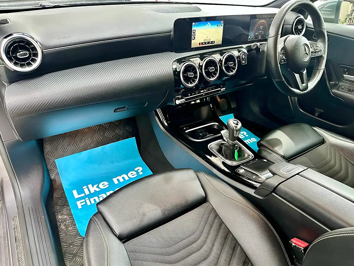 Used 2020 Mercedes-Benz a Class Se Grey - Interior and Exterior details 16