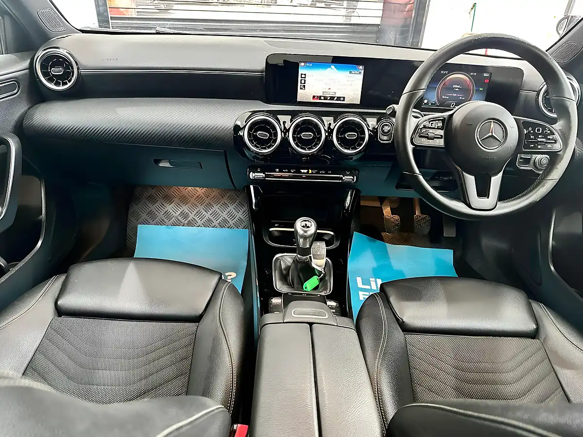 Used 2020 Mercedes-Benz a Class Se Grey - Interior and Exterior details 9