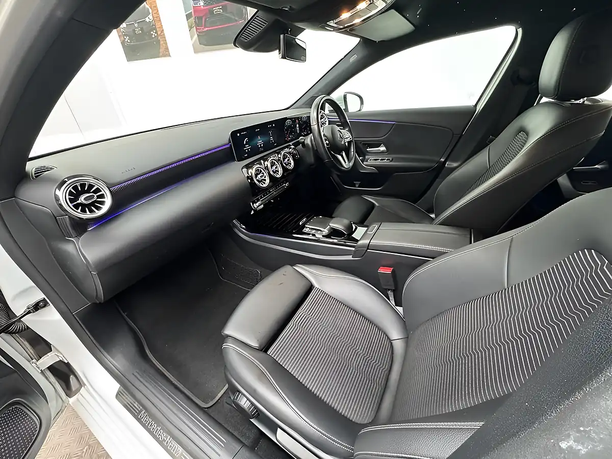 Used 2020 Mercedes-Benz a-Class Sport (executive) White - Interior and Exterior details 15