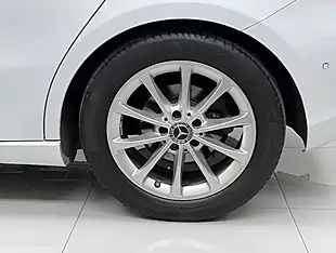Used 2020 Mercedes-Benz a-Class Sport (executive) White - Interior and Exterior details 6