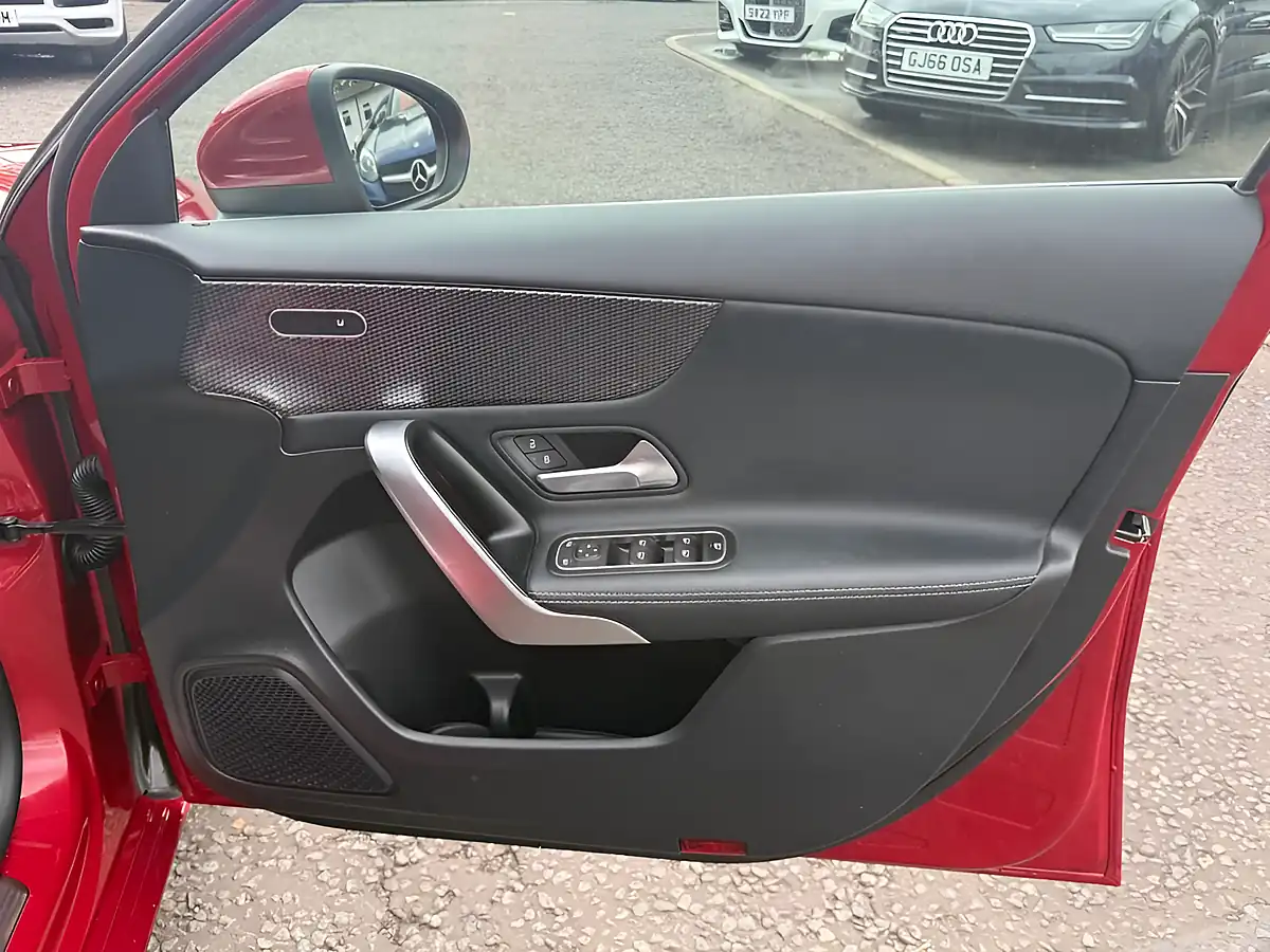 Used 2020 Mercedes-Benz a-Class Sport Patagonia - Interior and Exterior details 10