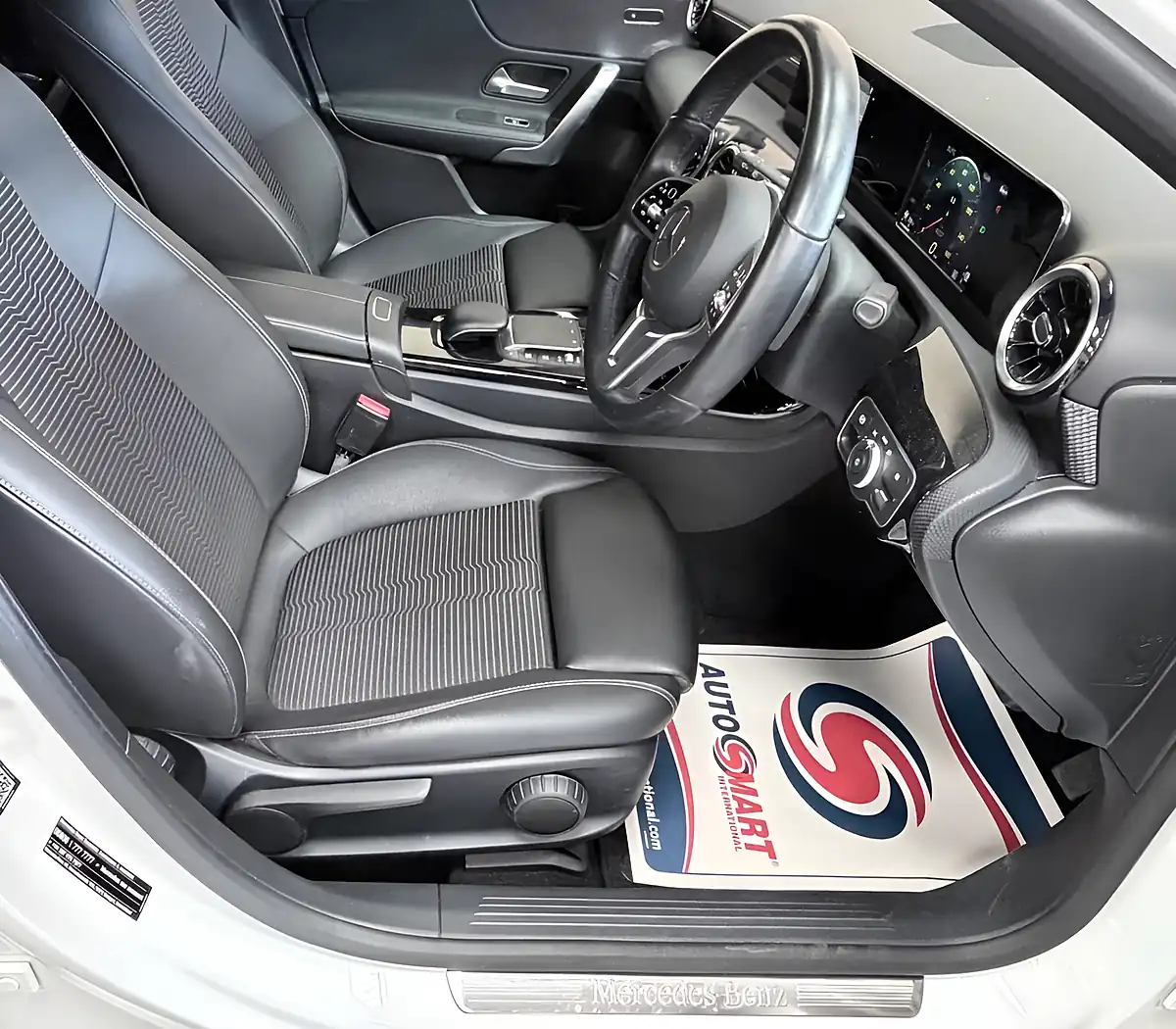 Used 2020 Mercedes-Benz a Class Sport White - Interior and Exterior details 13