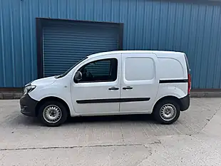 Used 2020 Mercedes-Benz Citan 109 Pure Black - Interior and Exterior details 7