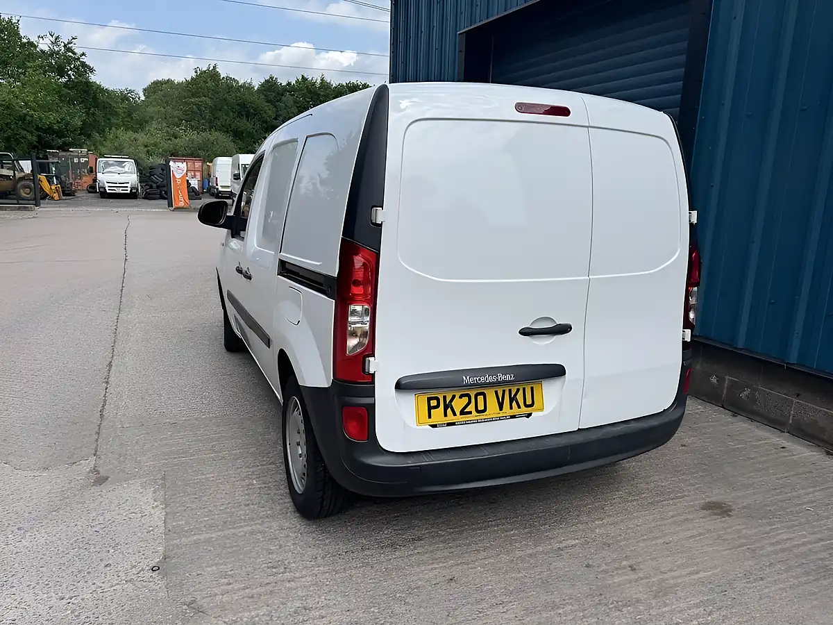 Used 2020 Mercedes-Benz Citan 109 Pure Black - Interior and Exterior details 9