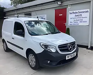 Used 2020 Mercedes-Benz Citan Pure White - Interior and Exterior details 14