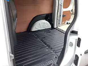 Used 2020 Mercedes-Benz Citan Pure White - Interior and Exterior details 11