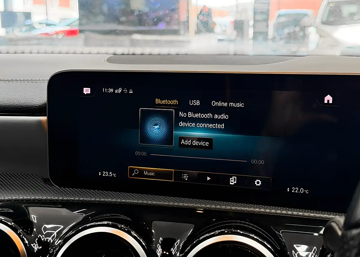 Used 2020 Mercedes-Benz Cla AMG Line White - Interior and Exterior details 15