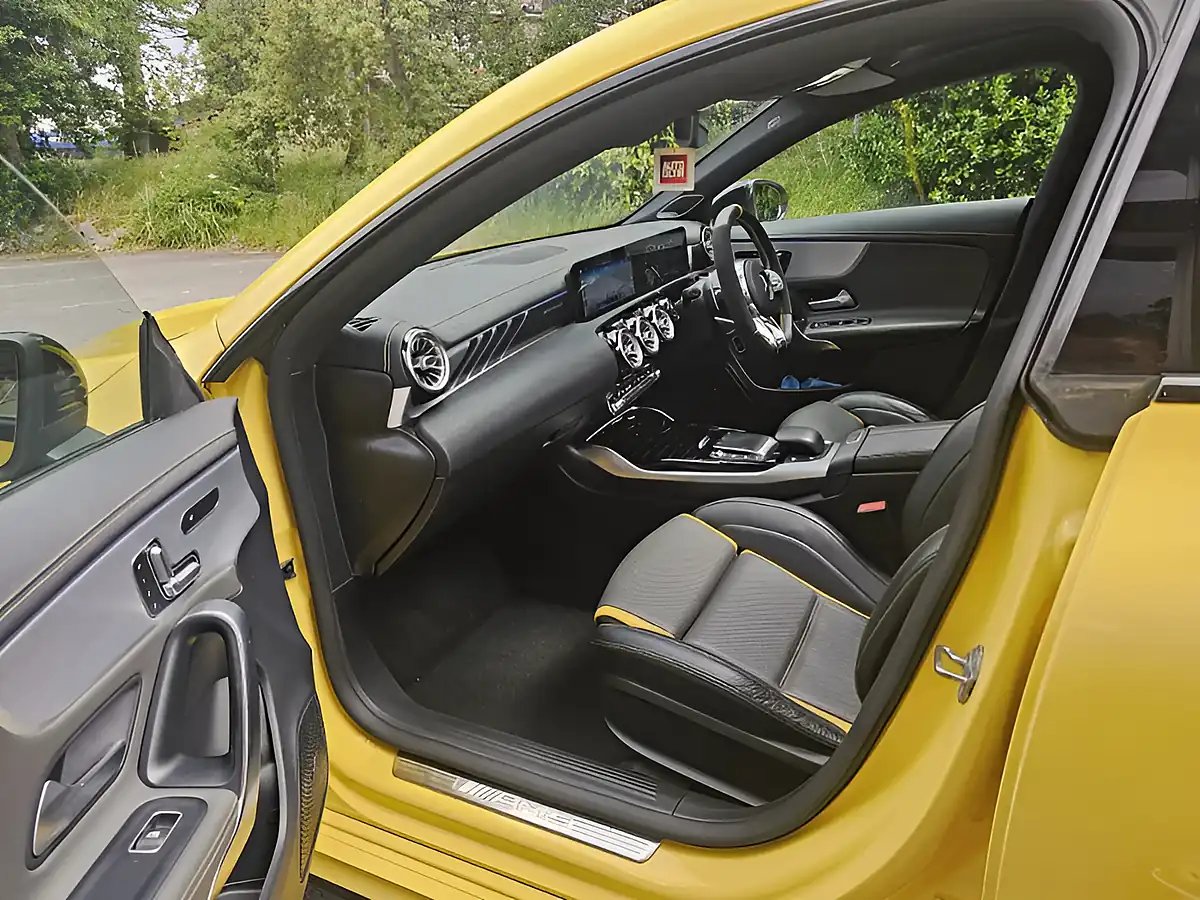 Used 2020 Mercedes-Benz Cla Class S Plus Shooting Brake Yellow - Interior and Exterior details 12