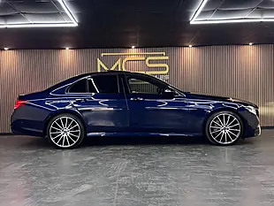 Used 2020 Mercedes-Benz E-Class AMG Line Night Edition Blue - Interior and Exterior details 5