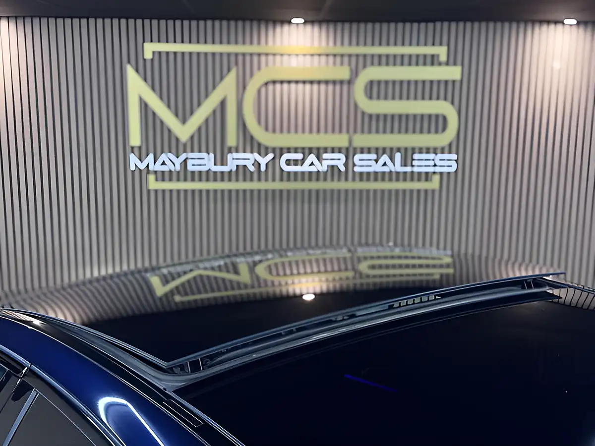 Used 2020 Mercedes-Benz E-Class AMG Line Night Edition Blue - Interior and Exterior details 9