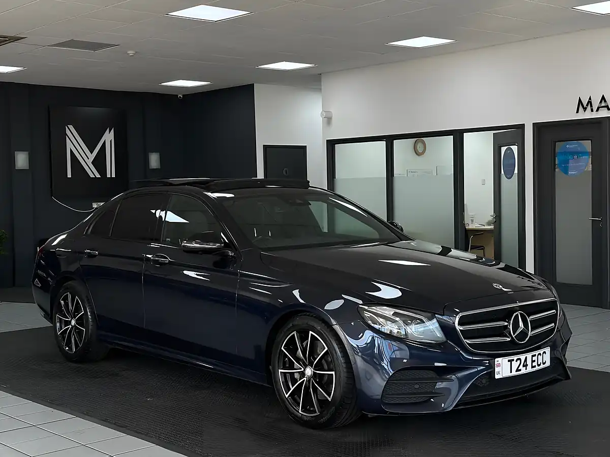 Used 2020 Mercedes-Benz E Class AMG Line Night Edition (premium Plus) Blue - Interior and Exterior details 3
