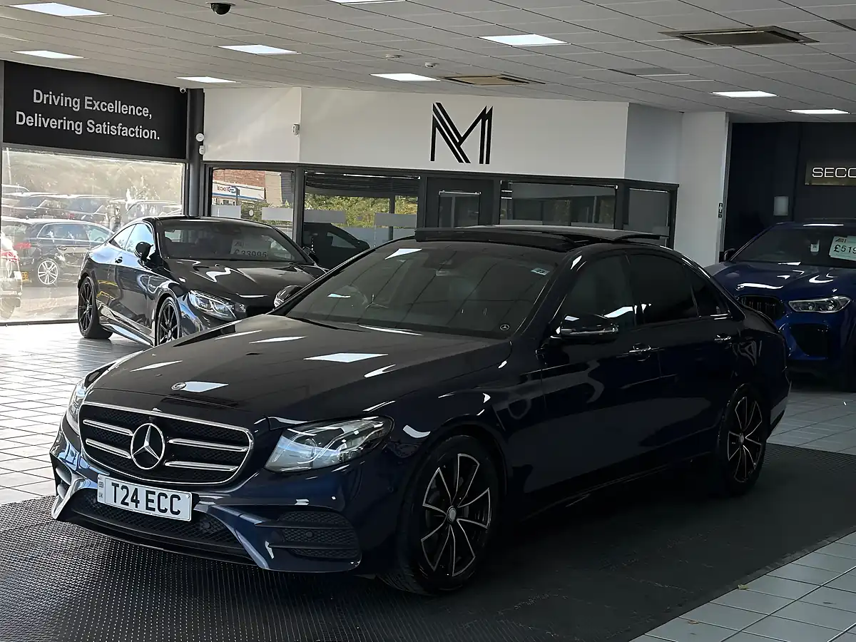 Used 2020 Mercedes-Benz E Class AMG Line Night Edition (premium Plus) Blue - Interior and Exterior details 7