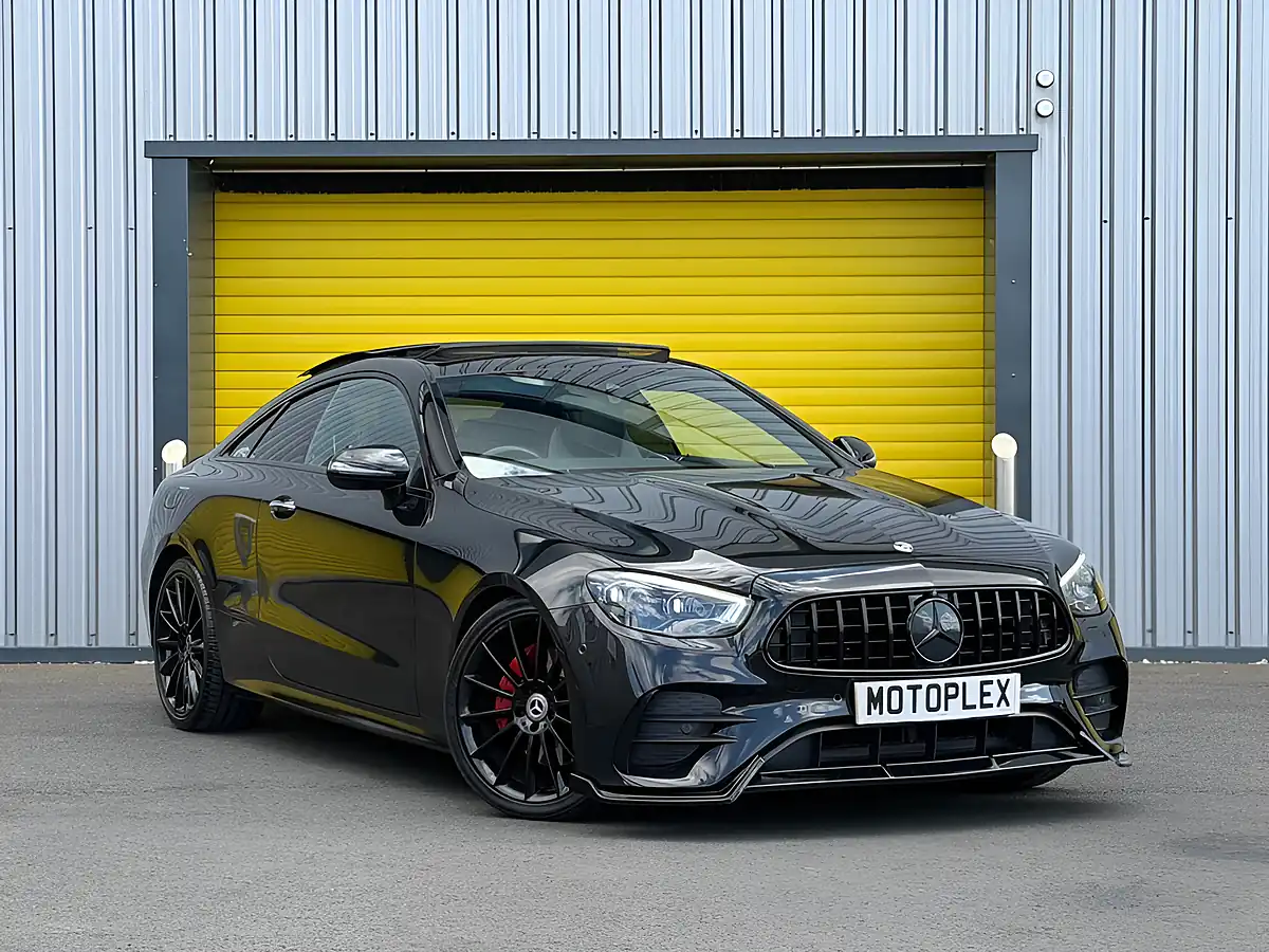 Used 2020 Mercedes-Benz E Class AMG Line Premium Plus Black - Interior and Exterior details 3