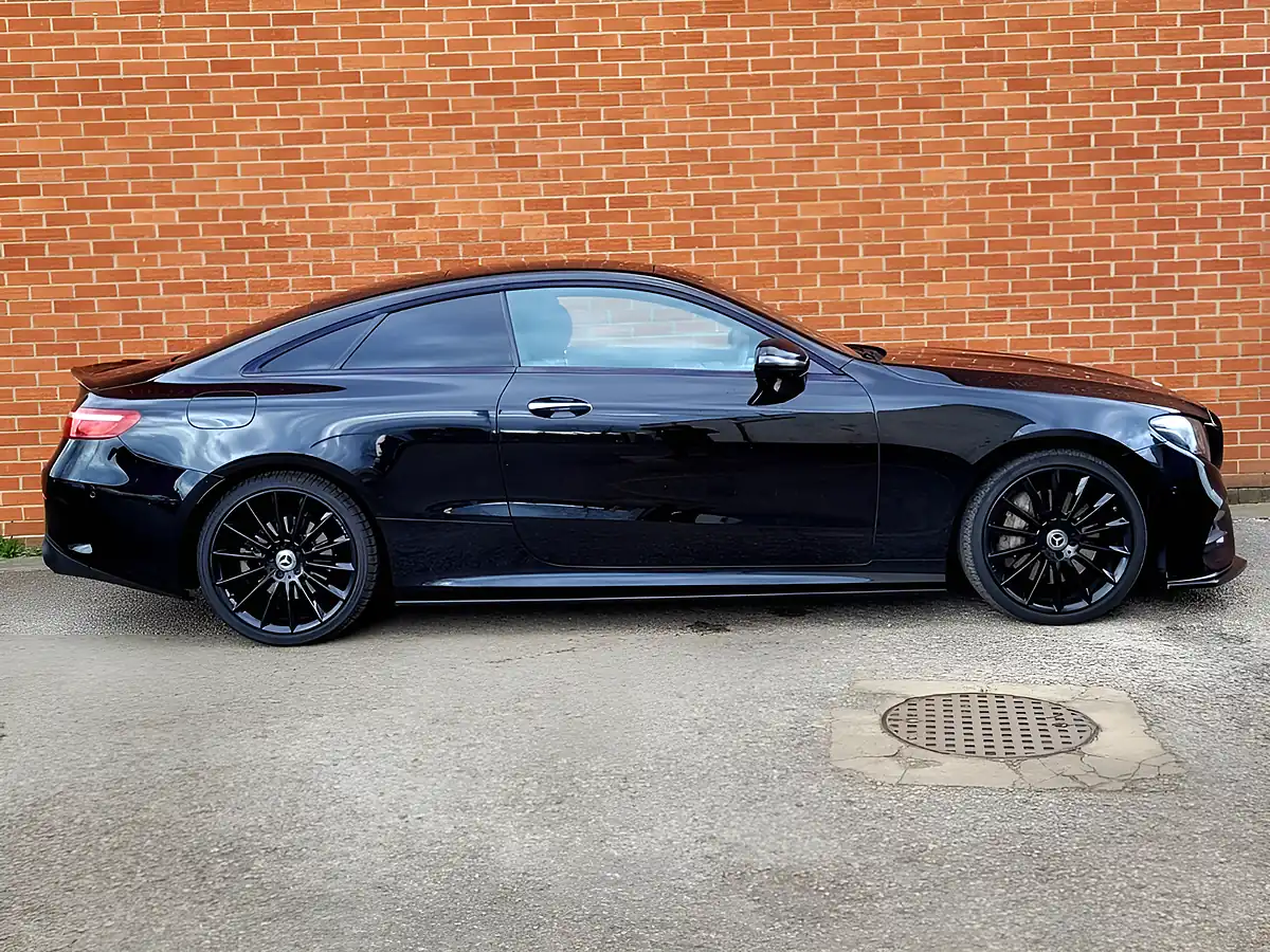 Used 2020 Mercedes-Benz E-Class AMG Line (premium Plus) Black - Interior and Exterior details 8