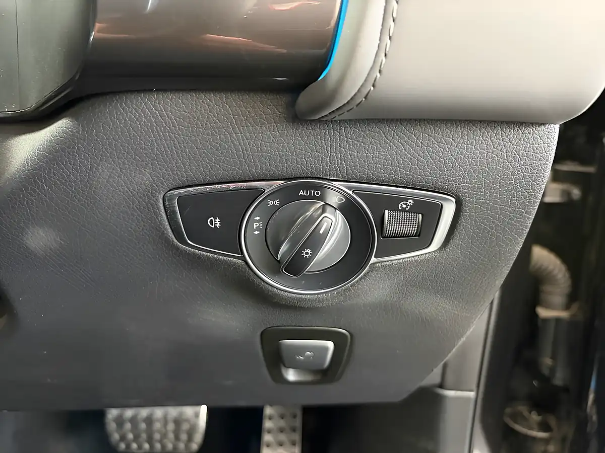 Used 2020 Mercedes-Benz Eqc AMG Line Black - Interior and Exterior details 20