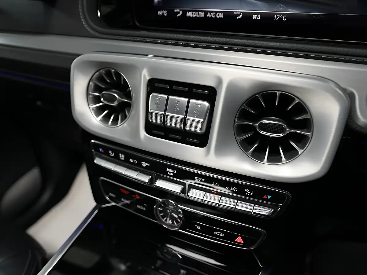 Used 2020 Mercedes-Benz G Class AMG Black - Interior and Exterior details 15