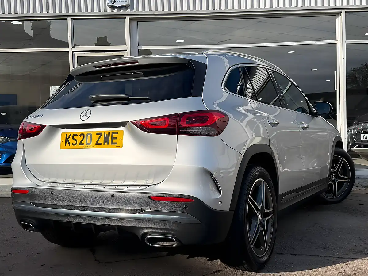Used 2020 Mercedes-Benz Gla AMG Line (executive) Silver - Interior and Exterior details 3