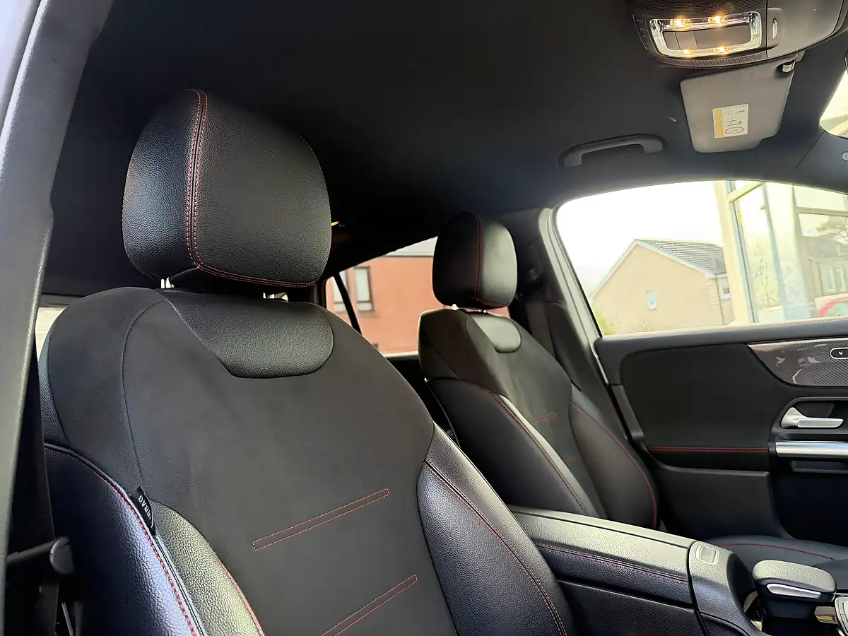 Used 2020 Mercedes-Benz Gla AMG Line (executive) Silver - Interior and Exterior details 9