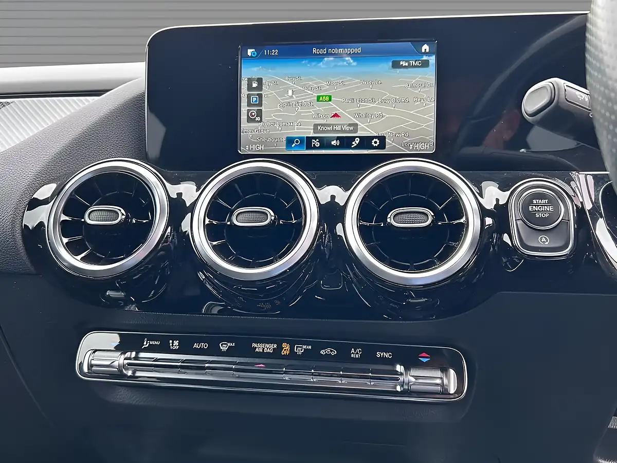Used 2020 Mercedes-Benz Gla AMG Line Obsidian Black - Interior and Exterior details 16