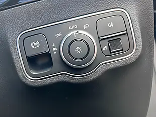 Used 2020 Mercedes-Benz Gla AMG Line Obsidian Black - Interior and Exterior details 17