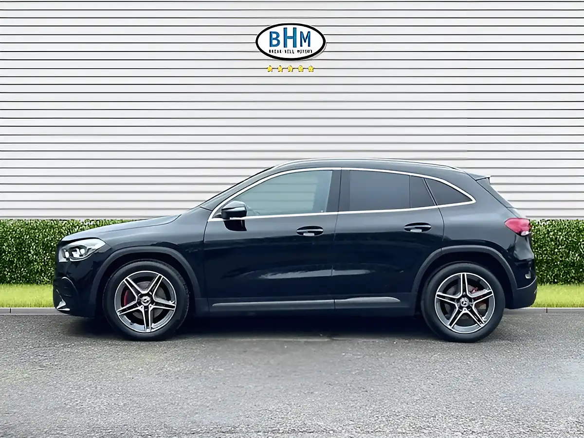 Used 2020 Mercedes-Benz Gla AMG Line Obsidian Black - Interior and Exterior details 7